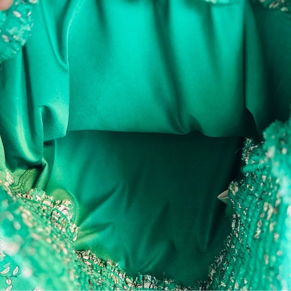 Flowy Cottage Green Patterned Scrunch Waist Elegant Feminine Women's Top - Picture 5 of 12